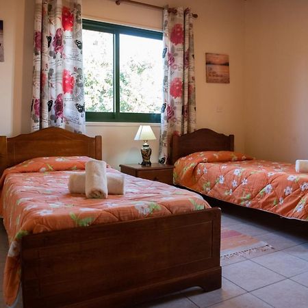 Adonis Villa Coral Bay Exteriér fotografie